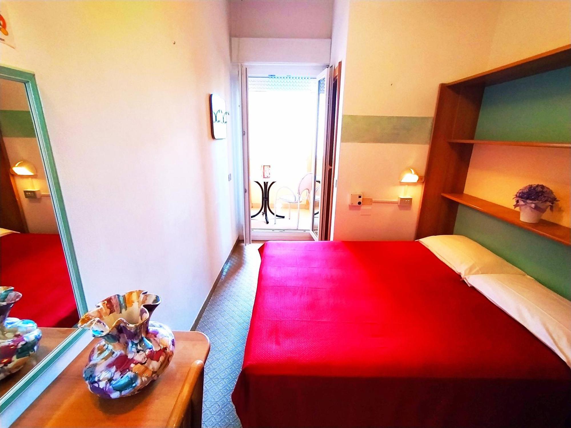 Hotel Milord تْشيزيناتيكو المظهر الخارجي الصورة