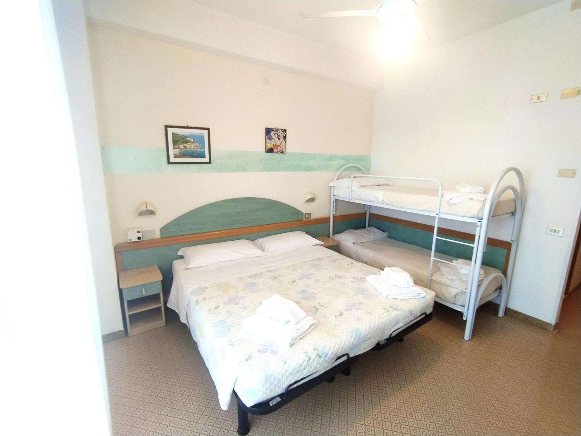 Hotel Milord تْشيزيناتيكو المظهر الخارجي الصورة