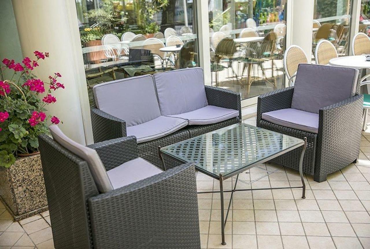Hotel Milord تْشيزيناتيكو المظهر الخارجي الصورة