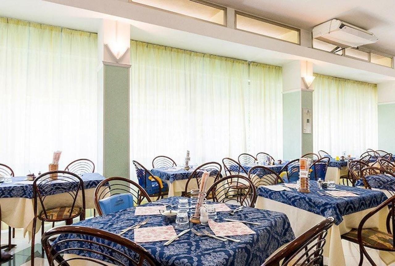 Hotel Milord تْشيزيناتيكو المظهر الخارجي الصورة