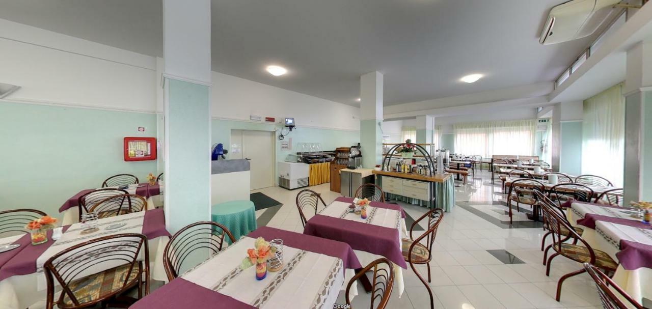 Hotel Milord تْشيزيناتيكو المظهر الخارجي الصورة
